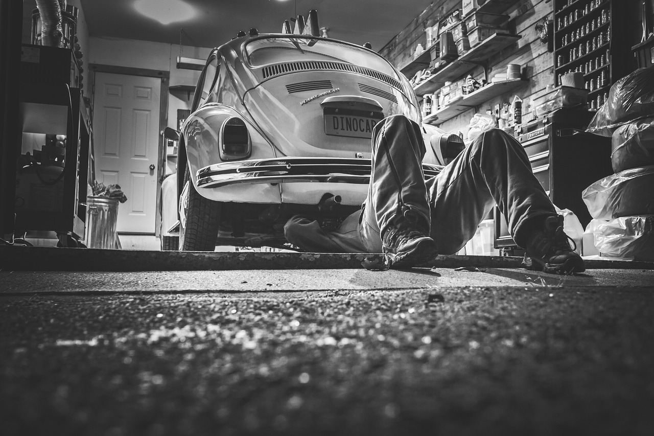 Kaip patiems sutaisyti automobilio garso sistemą: žingsnis po žingsnio elektronikos remonto vadovas