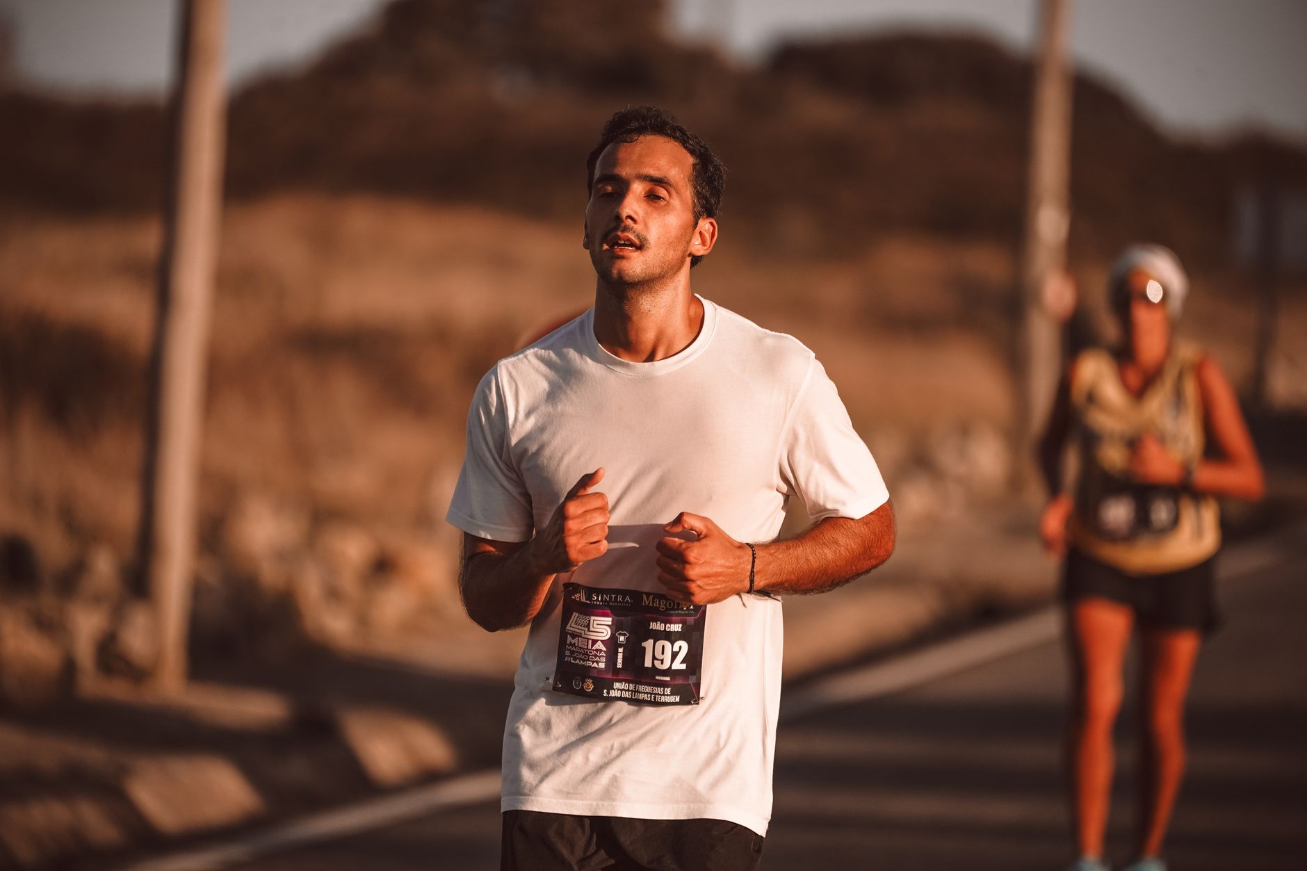 **Kaip tinkamai pasiruošti maratonui per 12 savaičių: treniruočių planas pradedantiesiems**